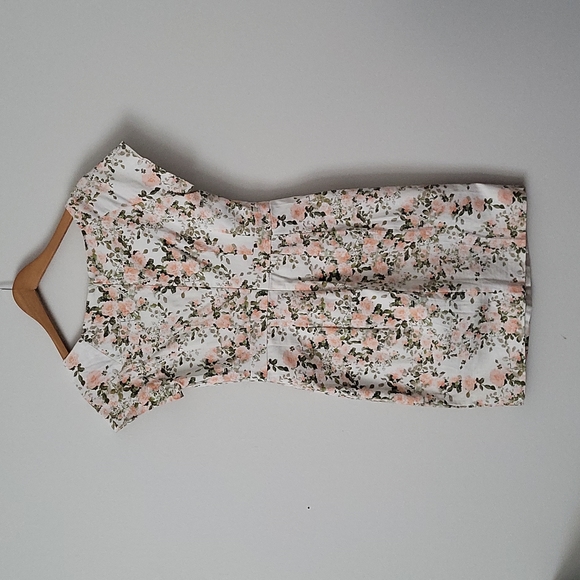 Forever 21 Contemporary Floral Sheath Dress - Picture 3 of 5